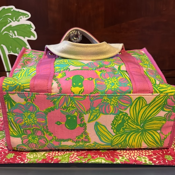 Lilly Pulitzer Originals Print Small Tote “Sample” - Picture 7 of 11